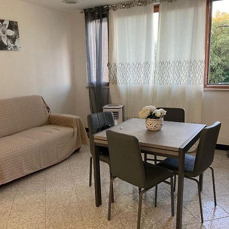 Appartamento Sulla Piazza 90 M Dal Mare Анціо Екстер'єр фото