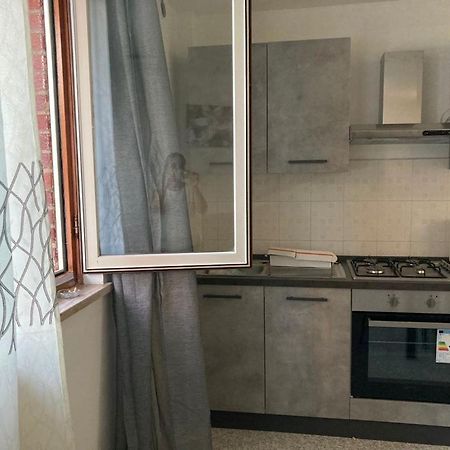 Appartamento Sulla Piazza 90 M Dal Mare Анціо Екстер'єр фото