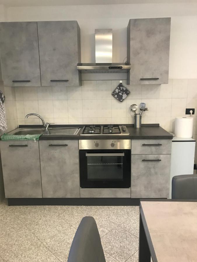 Appartamento Sulla Piazza 90 M Dal Mare Анціо Екстер'єр фото